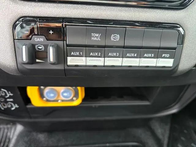 2026 Ram 5500 Tradesman/Big Horn