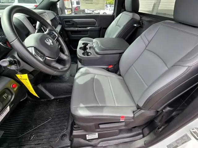 2026 Ram 5500 Tradesman/Big Horn