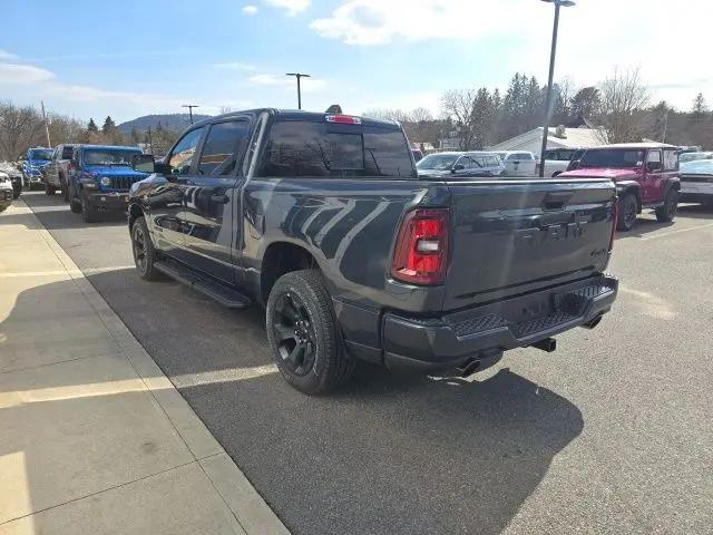 2026 Ram 1500 Express Crew Cab 4x4 5'7" Box