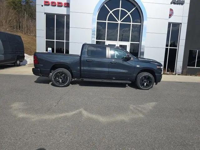 2026 Ram 1500 Express Crew Cab 4x4 5'7" Box