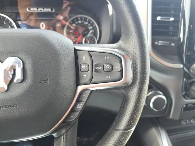 2026 Ram 1500 Express Crew Cab 4x4 5'7" Box