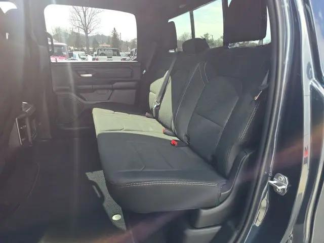 2026 Ram 1500 Express Crew Cab 4x4 5'7" Box
