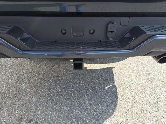 2026 Ram 1500 Express Crew Cab 4x4 5'7" Box