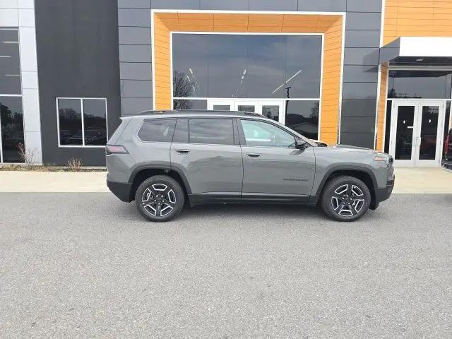 2026 Jeep Cherokee Laredo 4x4