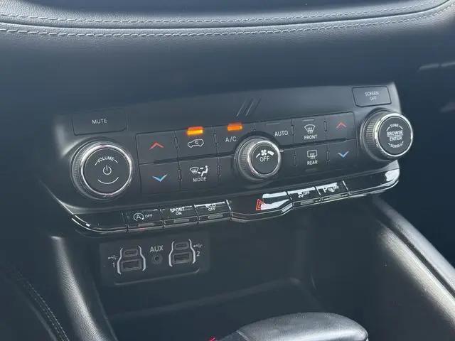 2022 Dodge Durango SXT AWD