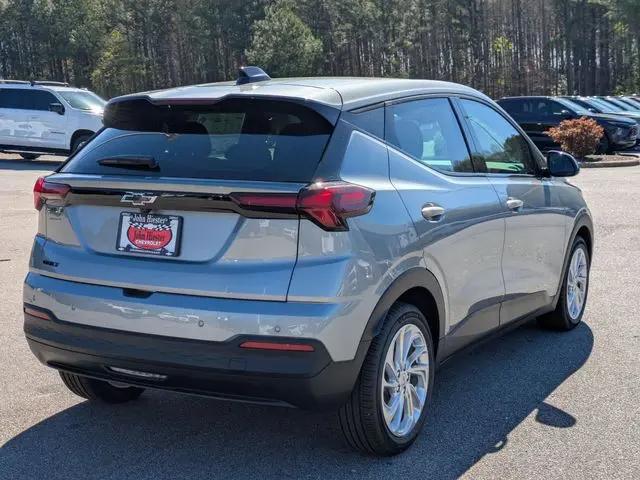 2027 Chevrolet Bolt LT FWD