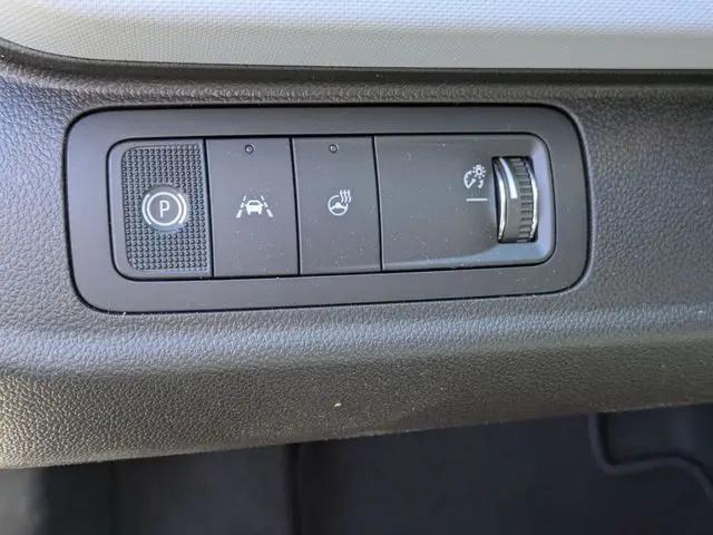 2027 Chevrolet Bolt LT FWD