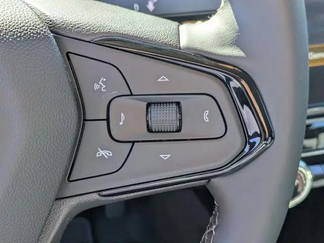 2027 Chevrolet Bolt LT FWD