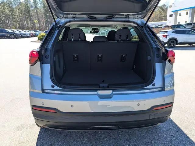 2027 Chevrolet Bolt LT FWD