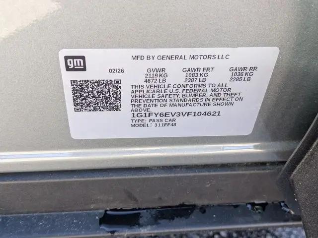 2027 Chevrolet Bolt LT FWD