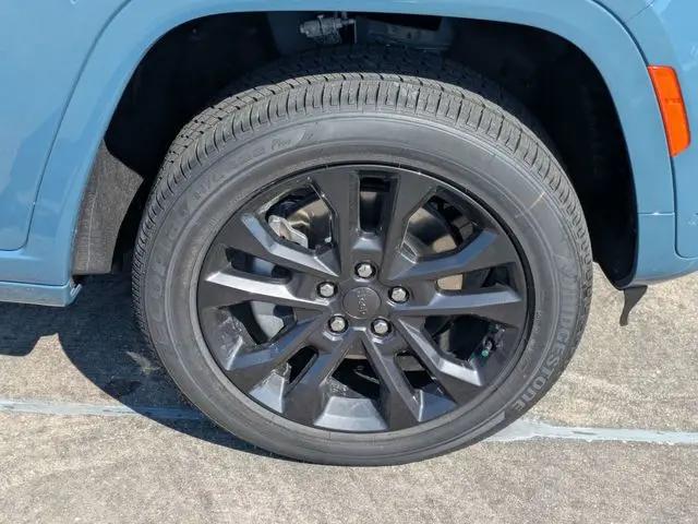 2026 Jeep Grand Cherokee L Limited Reserve