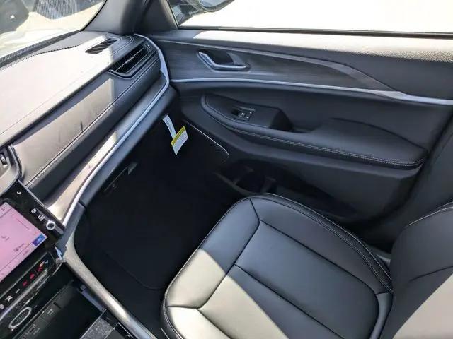 2026 Jeep Grand Cherokee L Limited Reserve