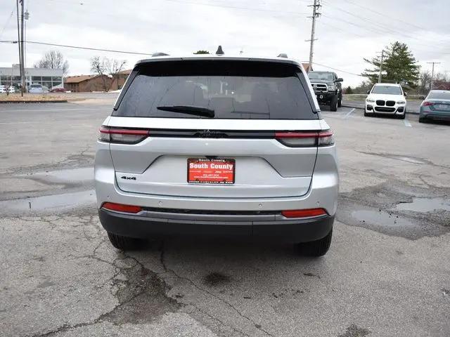 2026 Jeep Grand Cherokee Altitude 4x4