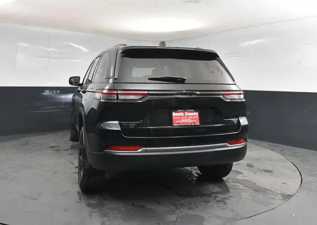 2026 Jeep Grand Cherokee Altitude 4x4