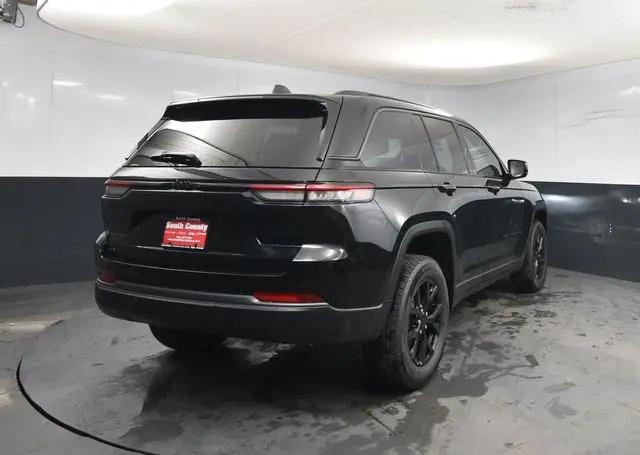 2026 Jeep Grand Cherokee Altitude 4x4