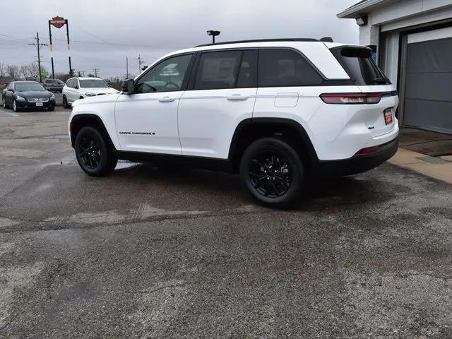 2026 Jeep Grand Cherokee Altitude 4x4
