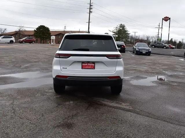 2026 Jeep Grand Cherokee Altitude 4x4