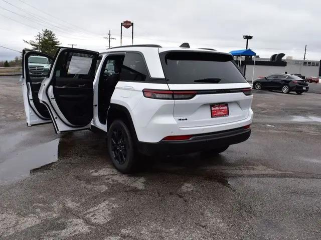 2026 Jeep Grand Cherokee Altitude 4x4