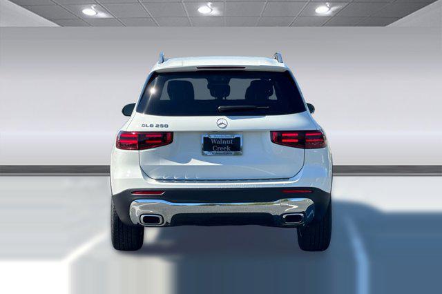 2026 Mercedes-Benz GLB 250