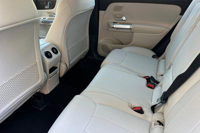 2026 Mercedes-Benz GLB 250