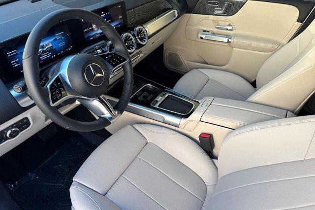 2025 Mercedes-Benz GLB 4MATIC