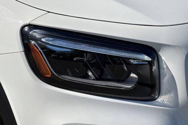 2025 Mercedes-Benz GLB 4MATIC