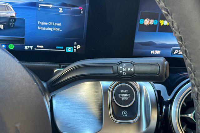 2025 Mercedes-Benz GLB 4MATIC