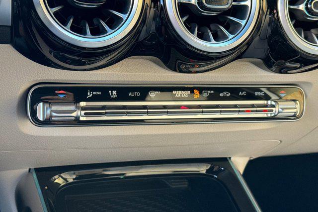 2025 Mercedes-Benz GLB 4MATIC