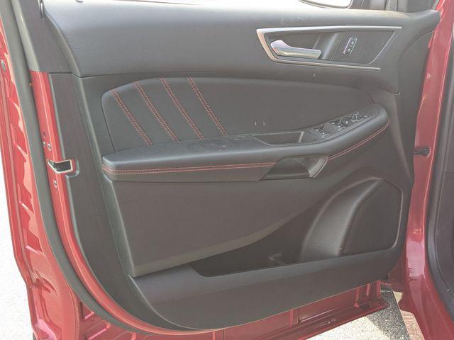 2022 Ford Edge ST-Line