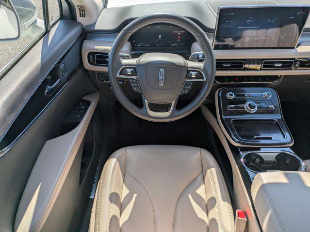 2022 Lincoln Nautilus Standard