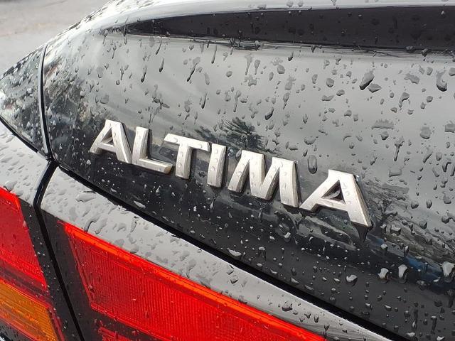 2023 Nissan Altima SL FWD