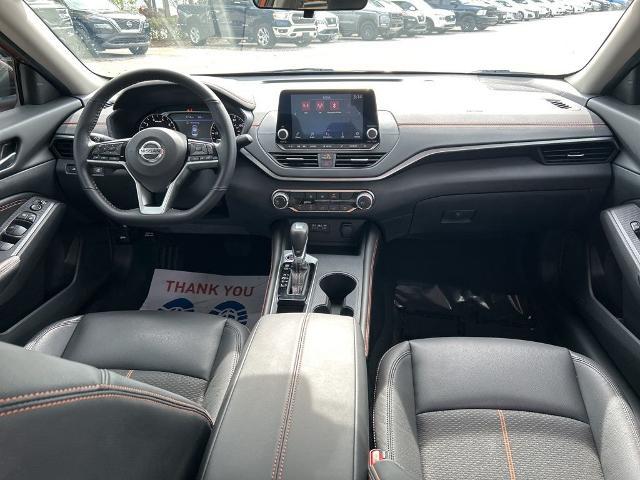 2021 Nissan Altima SR FWD
