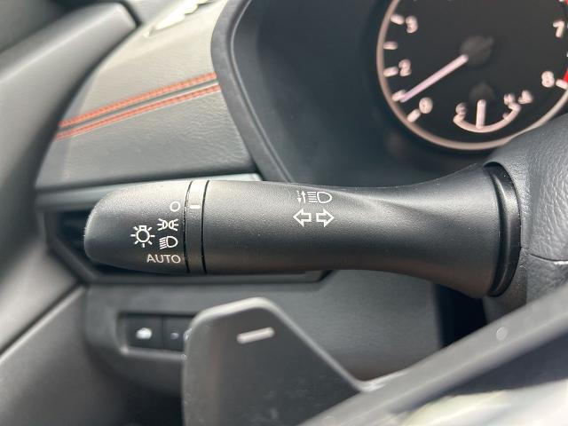 2021 Nissan Altima SR FWD