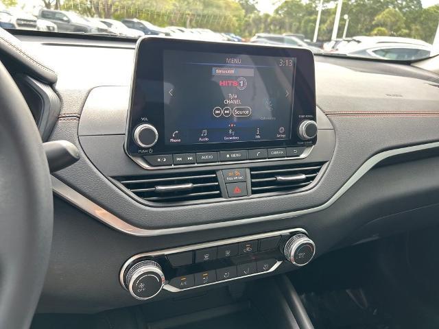 2021 Nissan Altima SR FWD