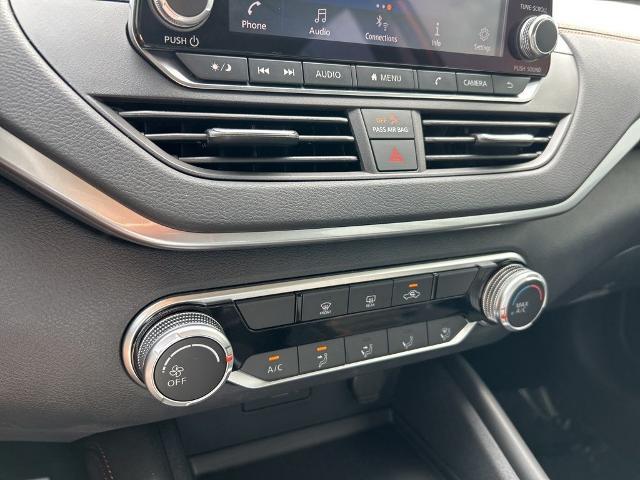 2021 Nissan Altima SR FWD