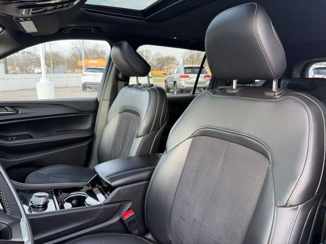 2023 Jeep Grand Cherokee L Altitude 4x4