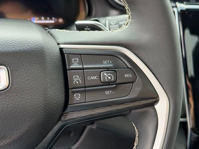 2023 Jeep Grand Cherokee L Altitude 4x4