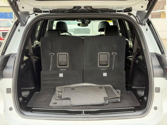 2023 Jeep Grand Cherokee L Altitude 4x4
