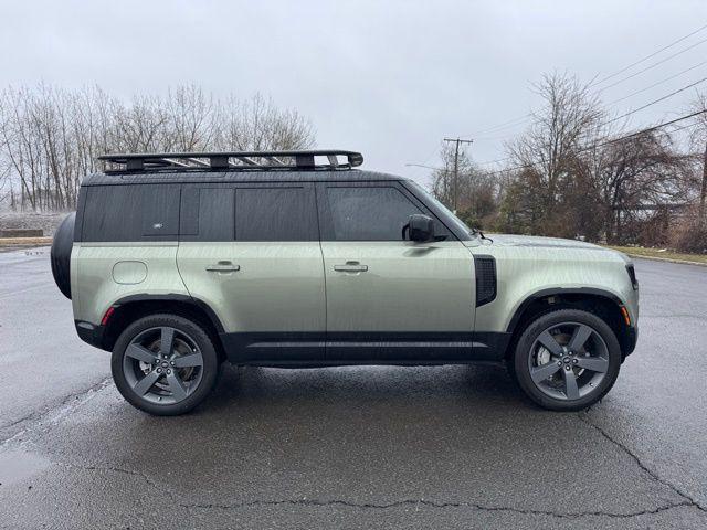 2023 Land Rover Defender 110 X-Dynamic SE