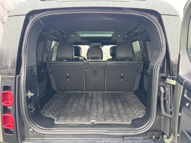 2023 Land Rover Defender 110 X-Dynamic SE