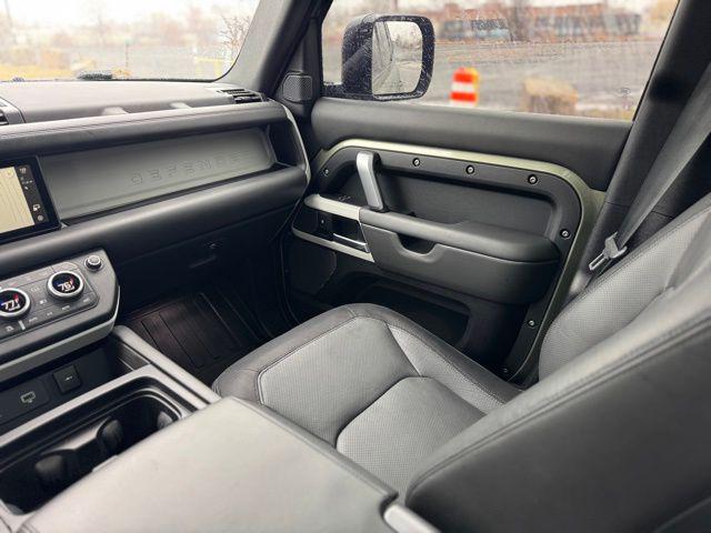 2023 Land Rover Defender 110 X-Dynamic SE