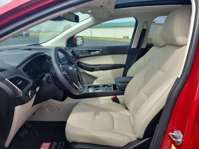 2023 Ford Edge Titanium