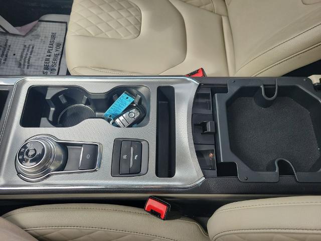 2023 Ford Edge Titanium