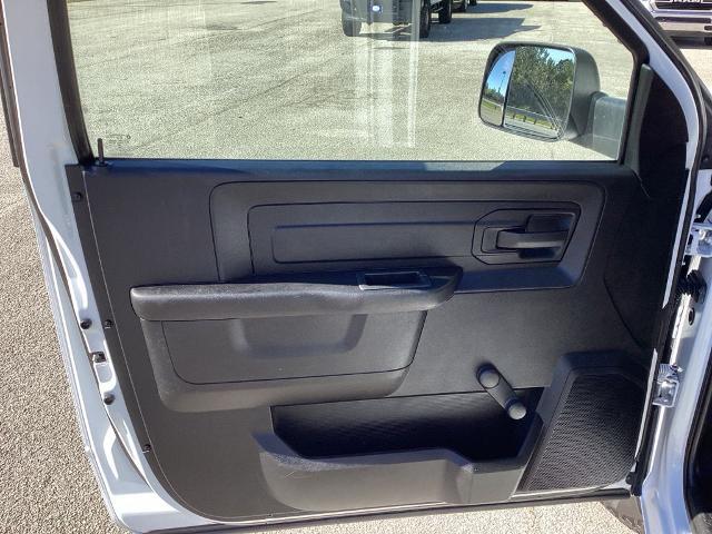 2022 Ram 3500 Tradesman Regular Cab 4x2 8' Box