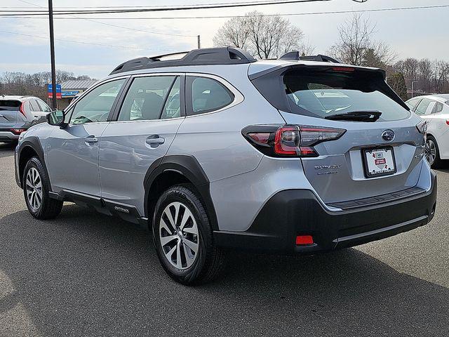 2025 Subaru Outback Base
