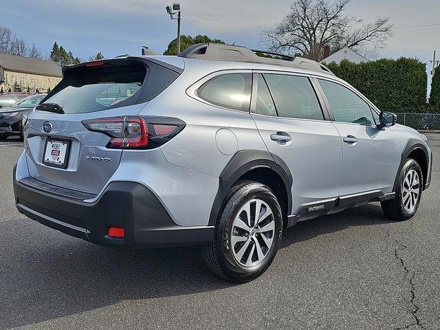 2025 Subaru Outback Base