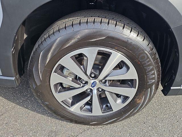 2025 Subaru Outback Base