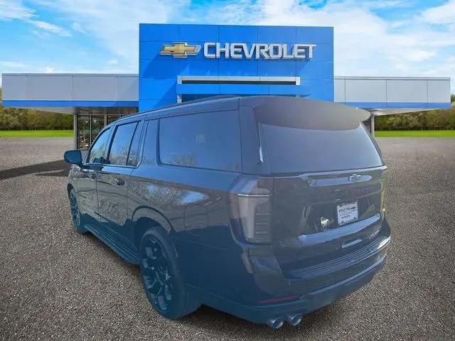 2026 Chevrolet Suburban RST, 4WD