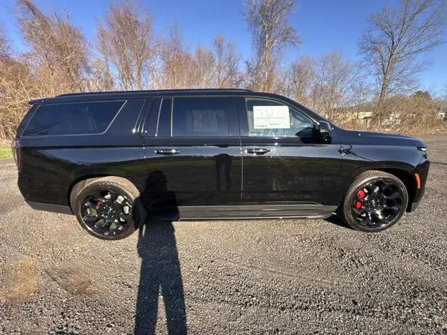 2026 Chevrolet Suburban RST, 4WD