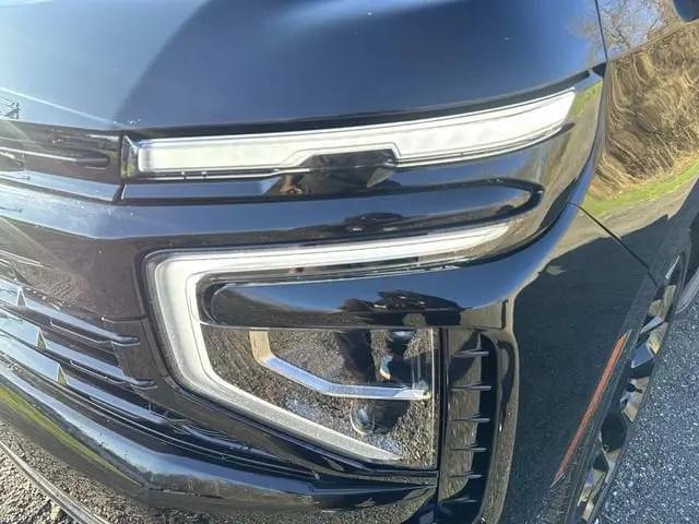 2026 Chevrolet Suburban RST, 4WD